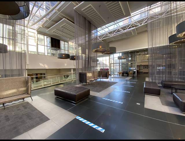 136M² OFFICE TO LET IN WOODSTOCK